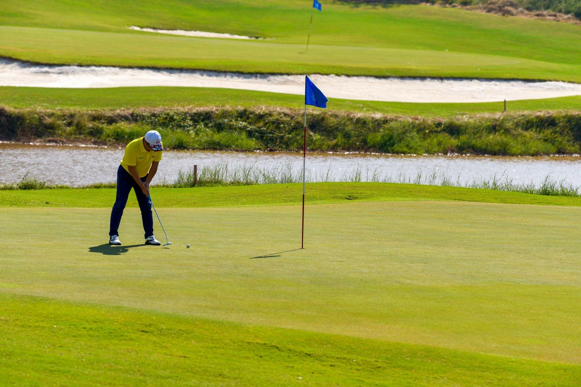 Front Page -Golf Balls Sales 273aea5bb005c8d3064516bcd0529a99